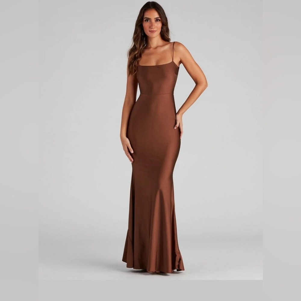 Windsor Brown Satin Special Occasion Dress Size Small